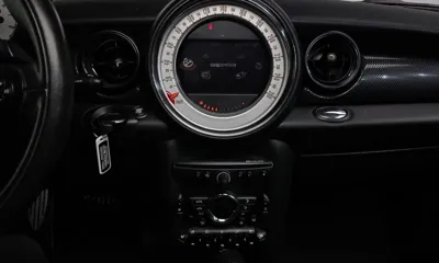 MINI Cooper 2012, 119389 км, за 3435.74 USD - фото 14