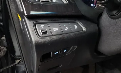 Hyundai Grandeur 2017, 153635 км, за 4069.84 USD - фото 29