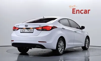 Hyundai Avante 2015, 167974 км, за 3447.83 USD