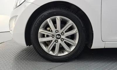 Hyundai Avante 2015, 167974 км, за 3447.83 USD