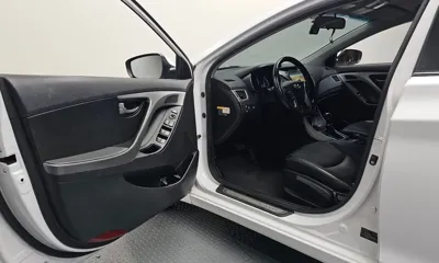 Hyundai Avante 2015, 167974 км, за 3445.36 USD - фото 10