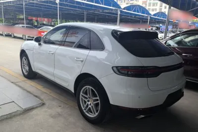 Porsche Macan 2017, 93400 км, за 25028 USD