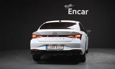 Hyundai Avante 2022, 64506 км, за 10994.02 USD