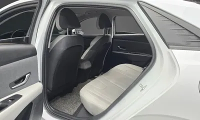 Hyundai Avante 2022, 64506 км, за 10994.02 USD - фото 12