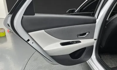 Hyundai Avante 2022, 64506 км, за 10994.02 USD - фото 26