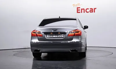 Hyundai Genesis 2013, 222915 км, за 3230.92 USD