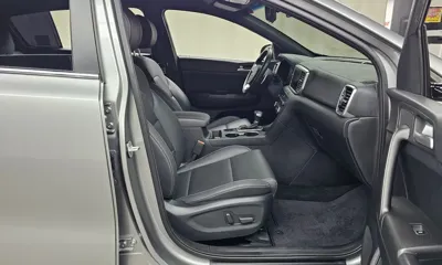 Kia Sportage 2019, 35447 км, за 12414.6 USD - фото 11