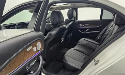 Mercedes-Benz E-Class 2018, 93426 км, за 16451.93 USD - фото 12