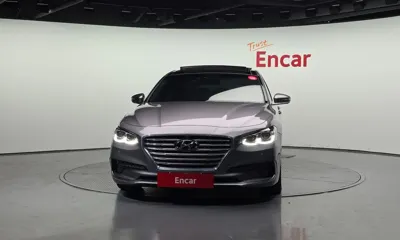 Hyundai Grandeur 2018, 111005 км, за 8639.4 USD
