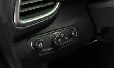 ChevroletGMDaewoo Trax 2022, 47208 км, за 10043.32 USD - фото 27