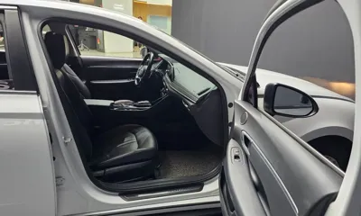 Hyundai Sonata 2020, 115605 км, за 7598.28 USD - фото 10