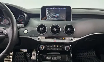 Kia Stinger 2018, 73580 км, за 10969.52 USD - фото 15