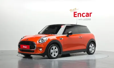 MINI Cooper · 2019 год