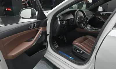 BMW X6 2022, 66425 км, за 47950.59 USD - фото 11