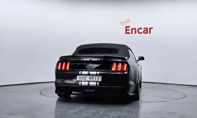 Ford Mustang 2015, 89335 км, за 16459.56 USD
