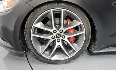 Ford Mustang 2015, 89335 км, за 16459.56 USD