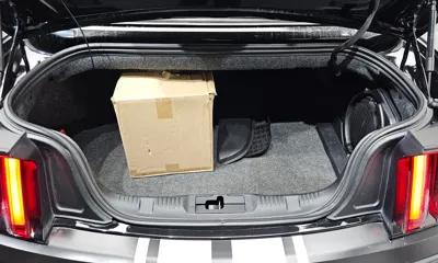 Ford Mustang 2015, 89335 км, за 16459.56 USD - фото 20