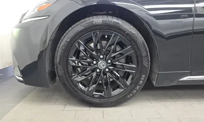Lexus LS 2018, 172606 км, за 24937.64 USD