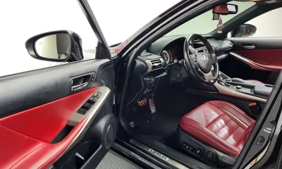 Lexus IS 2016, 134676 км, за 11768.2 USD - фото 10