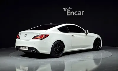 Hyundai Genesis 2009, 127034 км, за 3700.03 USD