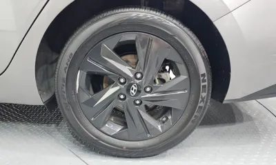 Hyundai Avante 2021, 72543 км, за 11487.46 USD - фото 21
