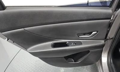 Hyundai Avante 2021, 72543 км, за 11487.46 USD - фото 25