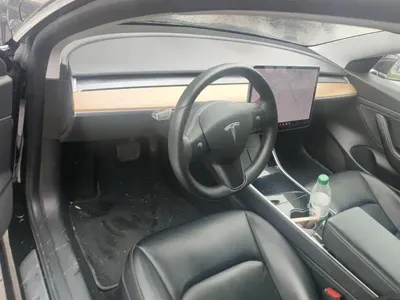 Tesla Model 3 2020, 148200 км, за 12654.26 USD - фото 12