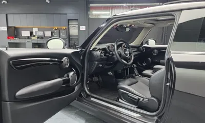 MINI Cooper 2016, 144270 км, за 6236.05 USD - фото 10