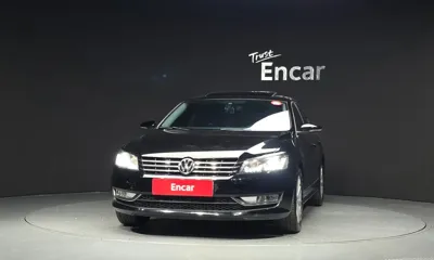 Volkswagen Passat 2015, 169941 км, за 2540.72 USD