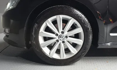 Volkswagen Passat 2015, 169941 км, за 2540.72 USD