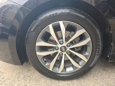 Hyundai Grandeur 2012, 134886 км, за 3041.48 USD