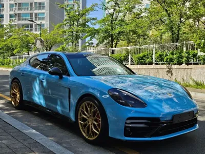 Porsche Panamera · 2013 год