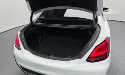 Mercedes-Benz C-Class 2019, 79038 км, за 13719.31 USD - фото 31