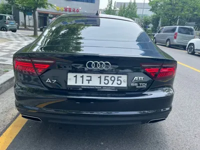 Audi A7 2016, 89207 км, за 14441.38 USD