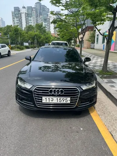 Audi A7 2016, 89207 км, за 14441.38 USD