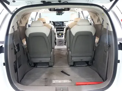 Kia Canival 2021, 131246 км, за 18786.97 USD