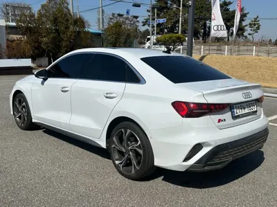 Audi A3 2025, 32500 км, за 19502.04 USD