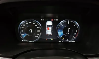 Volvo XC60 2020, 123203 км, за 19640.03 USD - фото 8