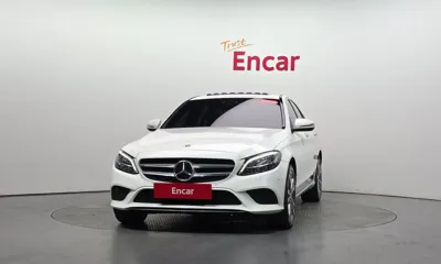 Mercedes-Benz C-Class 2020, 83003 км, за 16416.95 USD