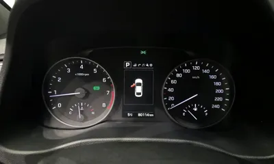 Hyundai Avante 2017, 80114 км, за 6291.39 USD - фото 8