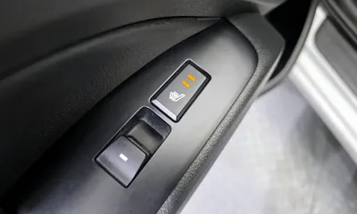 Hyundai Avante 2017, 80114 км, за 6291.39 USD - фото 18