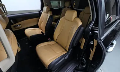 Kia Canival 2023, 72488 км, за 17773.37 USD - фото 12