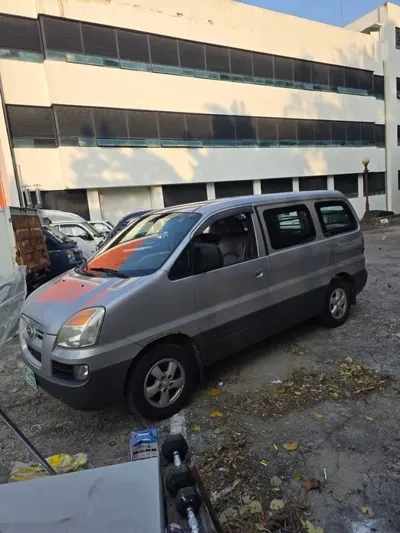 Hyundai Starex · 2004 год
