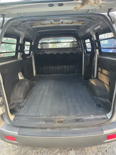 Hyundai Starex 2004, 135000 км, за 1430.15 USD