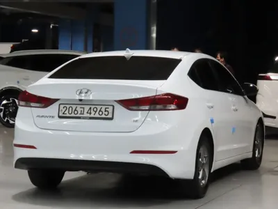 Hyundai Avante 2018, 92951 км, за 6498.62 USD