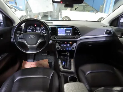 Hyundai Avante 2018, 92951 км, за 6498.62 USD - фото 7