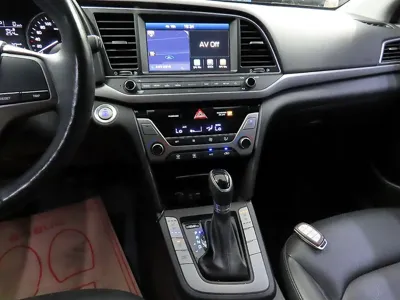 Hyundai Avante 2018, 92951 км, за 6498.62 USD - фото 17