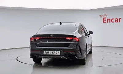 Kia K5 2021, 77767 км, за 10749.19 USD