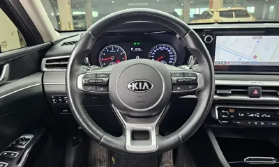 Kia K5 2021, 77767 км, за 10744.28 USD - фото 13