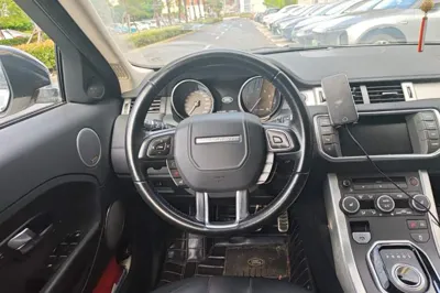 Land Rover Range Rover Evoque 2015, 112100 км, за 11261 USD - фото 7